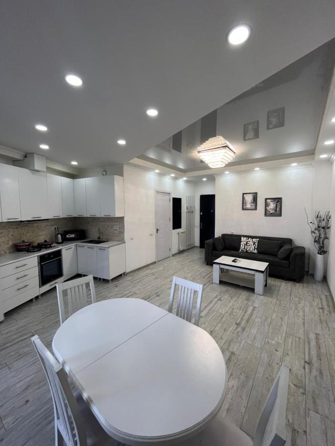 Kobi Apartments Tbilisi Zewnętrze zdjęcie